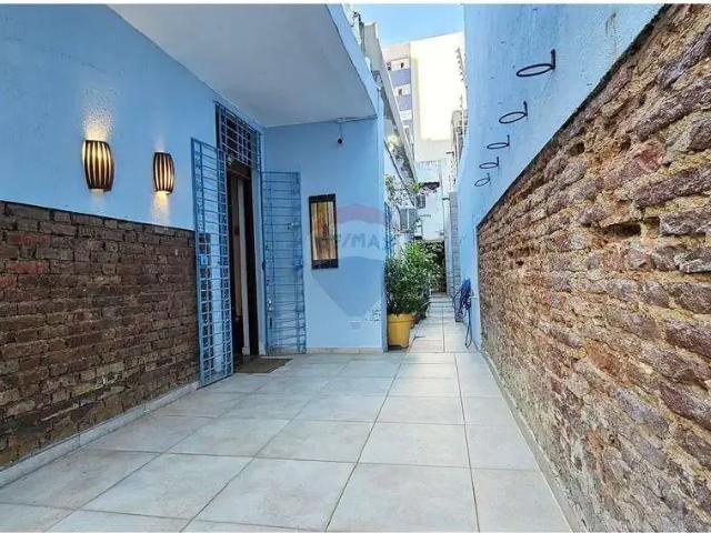 Casa / Sobrado para Venda em Recife/PE Graças 3 Quartos