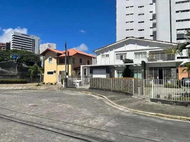 Casa / Sobrado para Venda em Recife/PE Graças 6 Quartos
