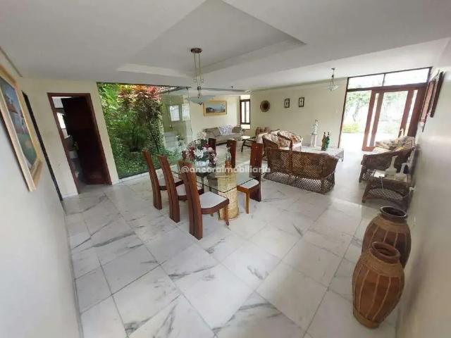 Casa / Sobrado para Venda em Recife/PE Imbiribeira 4 Quartos