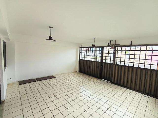 Casa / Sobrado para Venda em Recife/PE Imbiribeira 4 Quartos