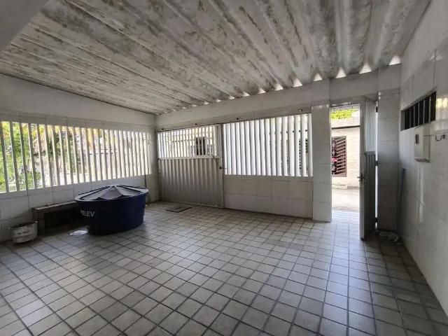 Casa / Sobrado para Venda em Recife/PE Imbiribeira 3 Quartos