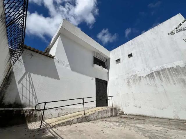 Casa / Sobrado para Venda em Recife/PE Imbiribeira 3 Quartos
