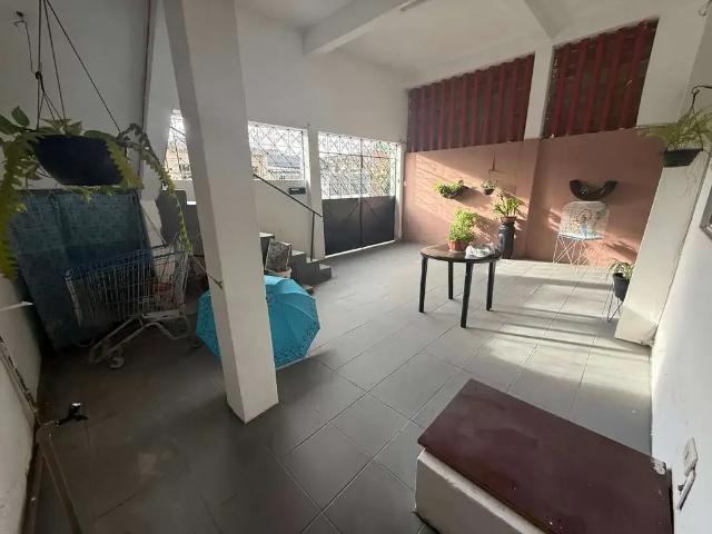 Casa / Sobrado para Venda em Recife/PE Ipsep 4 Quartos