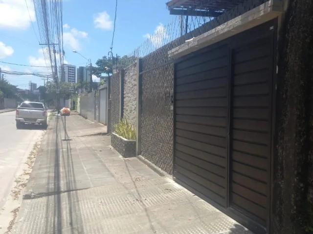 Casa / Sobrado para Venda em Recife/PE Iputinga 3 Quartos