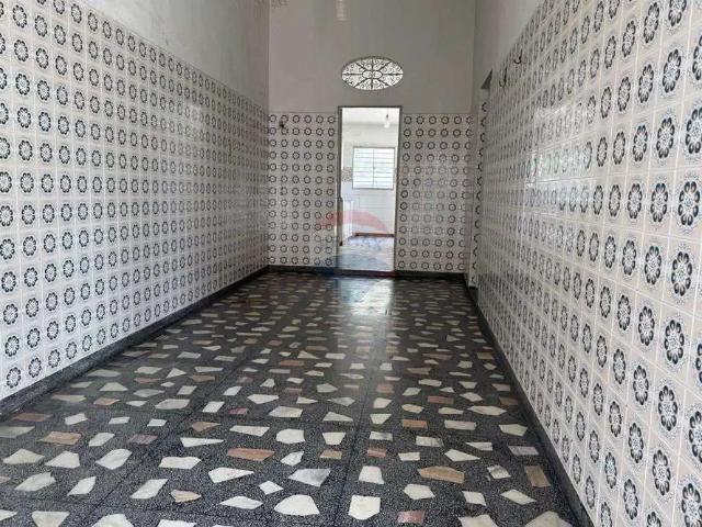 Casa / Sobrado para Venda em Recife/PE Encruzilhada 4 Quartos