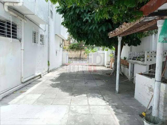 Casa / Sobrado para Venda em Recife/PE Madalena 5 Quartos