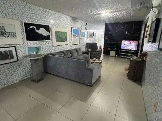 Casa / Sobrado para Venda em Recife/PE Madalena 3 Quartos
