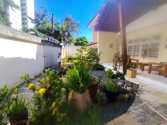 Casa / Sobrado para Venda em Recife/PE Madalena 3 Quartos