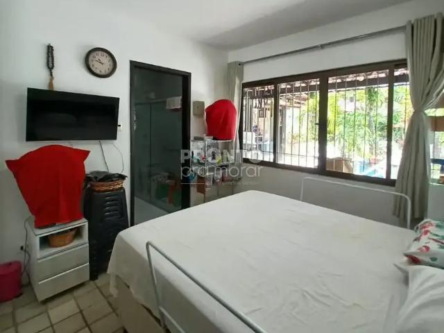 Casa / Sobrado para Venda em Recife/PE Monteiro 4 Quartos