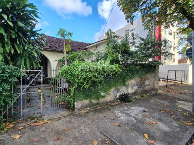 Casa / Sobrado para Venda em Recife/PE Parnamirim 4 Quartos