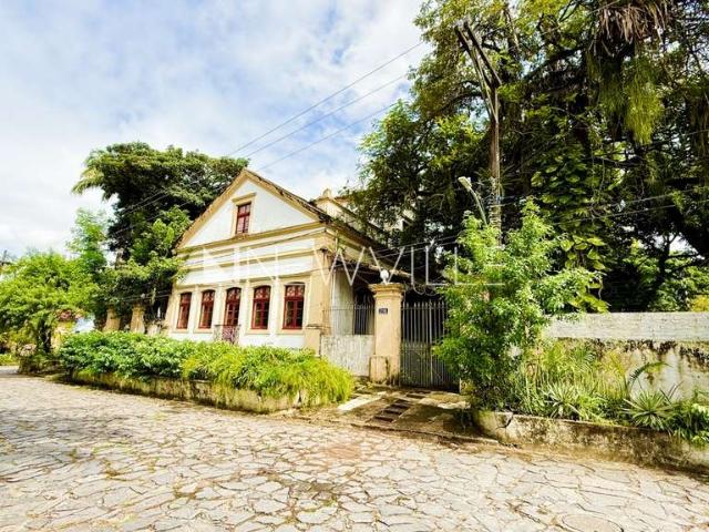 Casa / Sobrado para Venda em Recife/PE Poço 11 Quartos