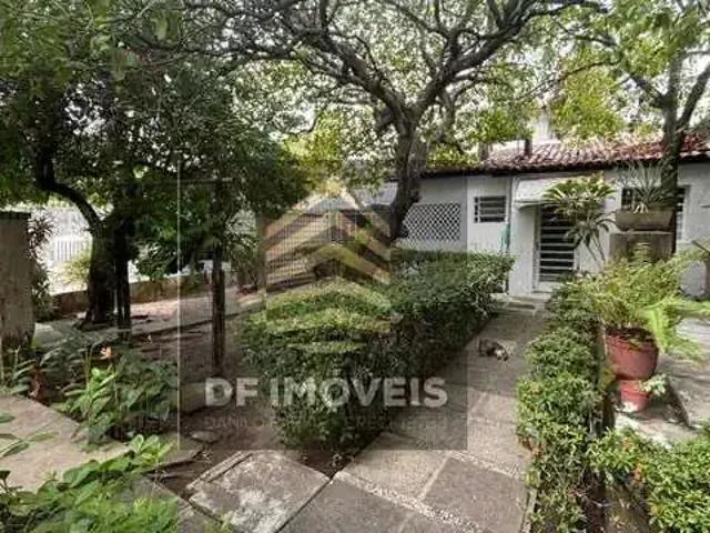 Casa / Sobrado para Venda em Recife/PE Prado 3 Quartos