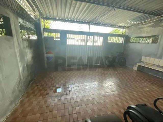 Casa / Sobrado para Venda em Recife/PE Santo Amaro 3 Quartos