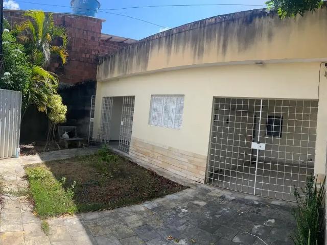 Casa / Sobrado para Venda em Recife/PE Santo Amaro 3 Quartos