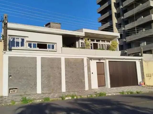 Casa / Sobrado para Venda em Registro/SP Centro 2 Quartos