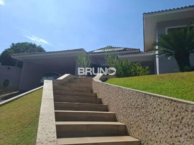 Casa / Sobrado para Venda em Resende/RJ Jardim Brasília 3 Quartos