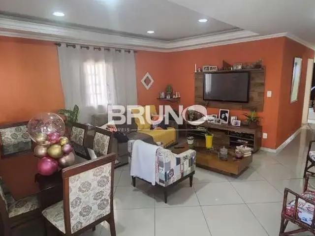 Casa / Sobrado para Venda em Resende/RJ Jardim Brasília 3 Quartos