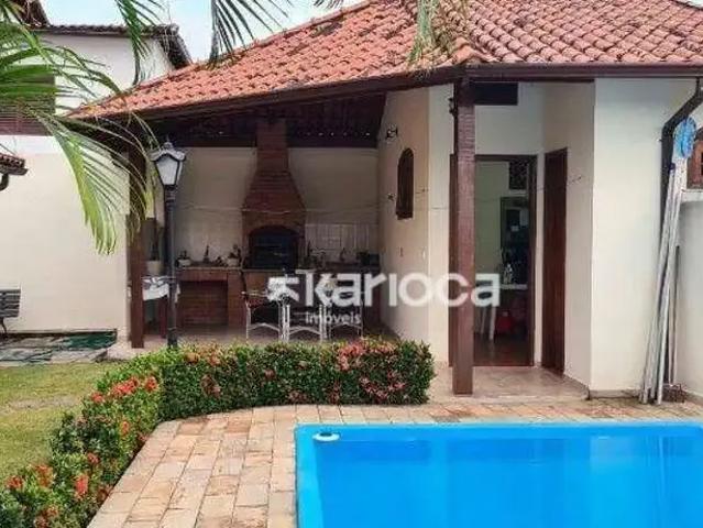 Casa / Sobrado para Venda em Resende/RJ Montese 4 Quartos