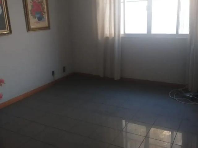 Casa / Sobrado para Venda em Resende/RJ Montese 6 Quartos