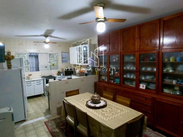 Casa / Sobrado para Venda em Resende/RJ Montese 3 Quartos