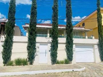 Casa / Sobrado para Venda em Resende/RJ Montese 3 Quartos