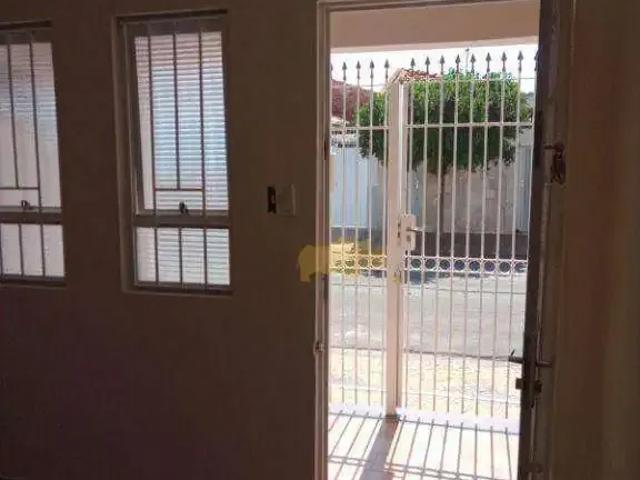 Casa / Sobrado para Venda em Rio Claro/SP Estádio 2 Quartos