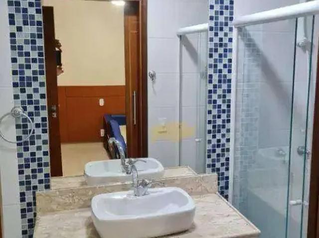 Casa / Sobrado para Venda em Rio Claro/SP Estádio 3 Quartos