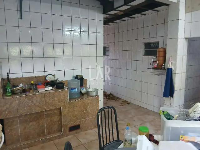Casa / Sobrado para Venda em Rio Acima/MG Centro 3 Quartos