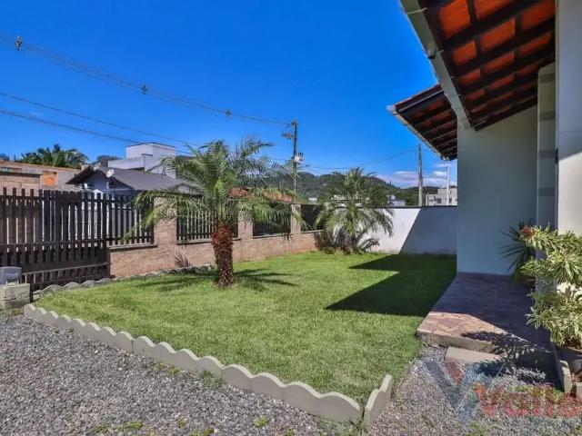 Casa / Sobrado para Venda em Rio dos Cedros/SC Cruzeiro 3 Quartos