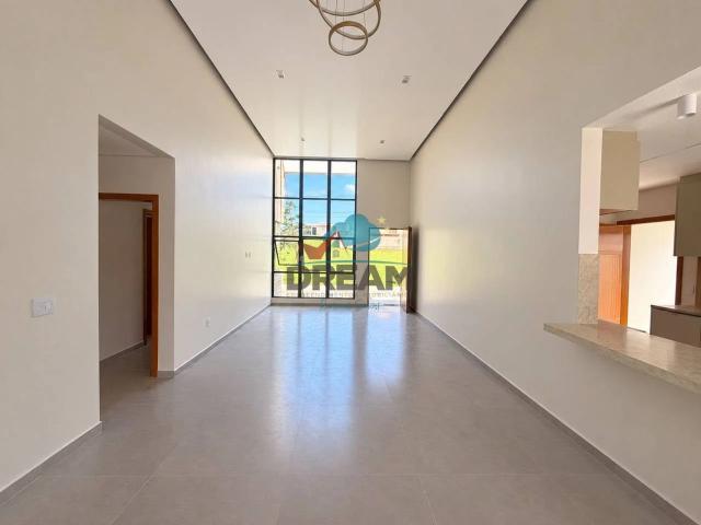 Casa / Sobrado para Venda em Rio das Ostras/RJ Alphaville 3 Quartos