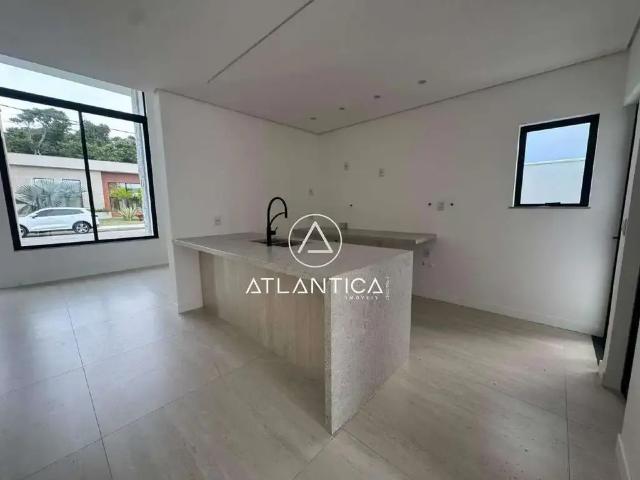 Casa / Sobrado para Venda em Rio das Ostras/RJ Alphaville 3 Quartos