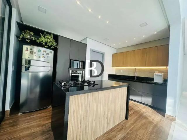 Casa / Sobrado para Venda em Rio das Ostras/RJ Alphaville 4 Quartos