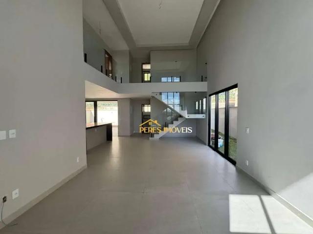 Casa / Sobrado para Venda em Rio das Ostras/RJ Alphaville 4 Quartos