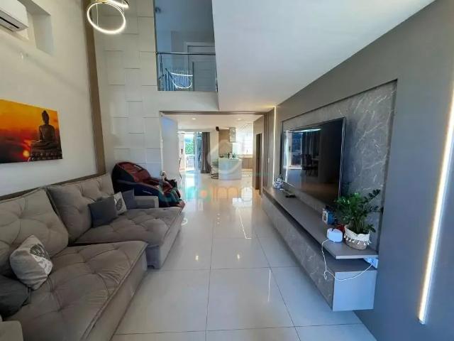 Casa / Sobrado para Venda em Rio das Ostras/RJ Alphaville 4 Quartos