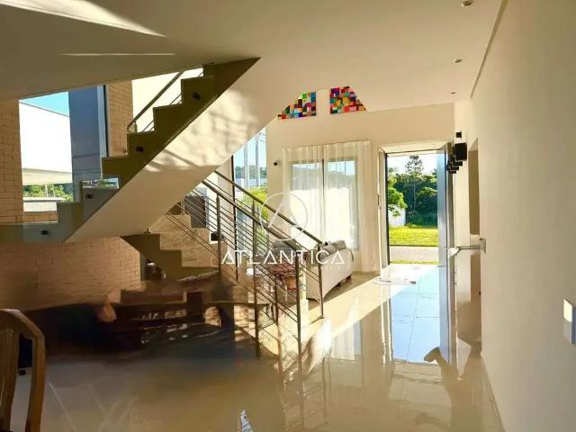 Casa / Sobrado para Venda em Rio das Ostras/RJ Alphaville 4 Quartos