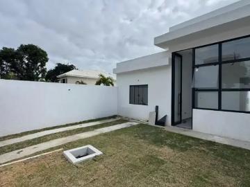 Casa / Sobrado para Venda em Rio das Ostras/RJ Centro 3 Quartos
