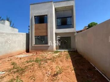 Casa / Sobrado para Venda em Rio das Ostras/RJ Colinas 3 Quartos