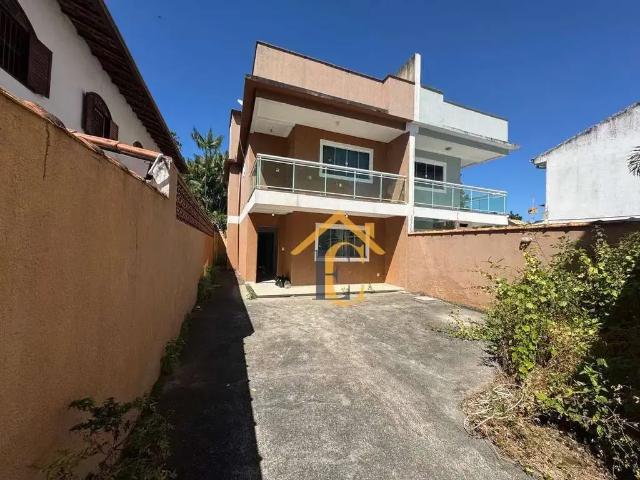 Casa / Sobrado para Venda em Rio das Ostras/RJ Costazul 3 Quartos