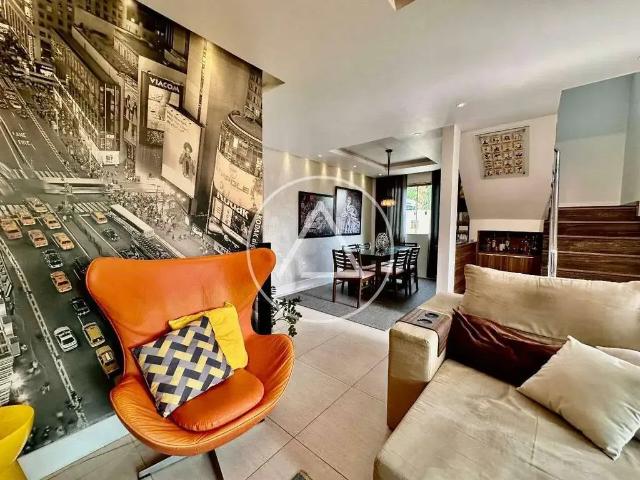 Casa / Sobrado para Venda em Rio das Ostras/RJ Enseada das Gaivotas 4 Quartos
