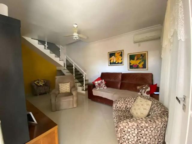 Casa / Sobrado para Venda em Rio das Ostras/RJ Jardim Mariléa 3 Quartos