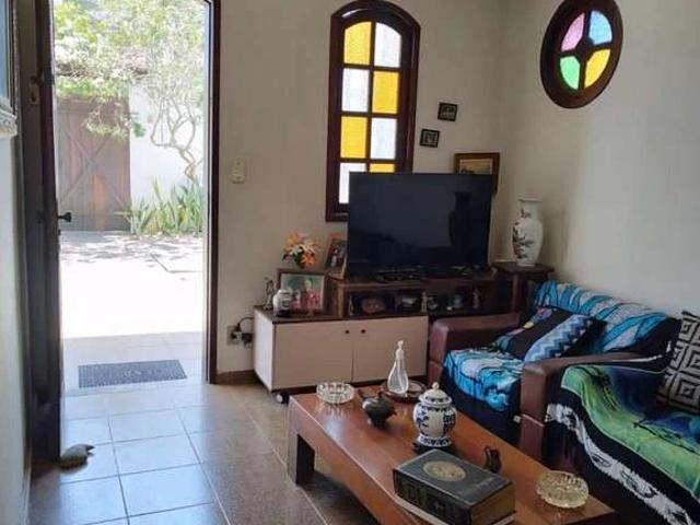 Casa / Sobrado para Venda em Rio das Ostras/RJ Jardim Mariléa 6 Quartos