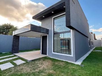 Casa / Sobrado para Venda em Rio das Ostras/RJ Terra Firme 3 Quartos