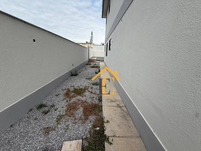 Casa / Sobrado para Venda em Rio das Ostras/RJ Terra Firme 3 Quartos