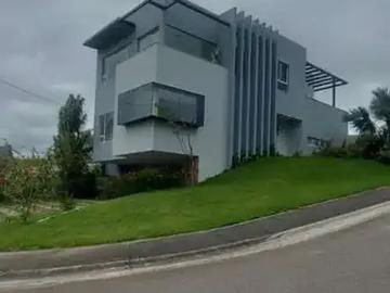 Casa / Sobrado para Venda em Rio das Ostras/RJ Viverde I 5 Quartos