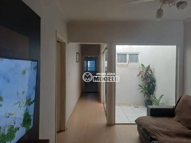 Casa / Sobrado para Venda em Rio das Pedras/SP Residencial Luiz Massud Coury 3 Quartos