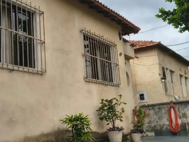 Casa / Sobrado para Venda em Rio de Janeiro/RJ Marechal Hermes 3 Quartos