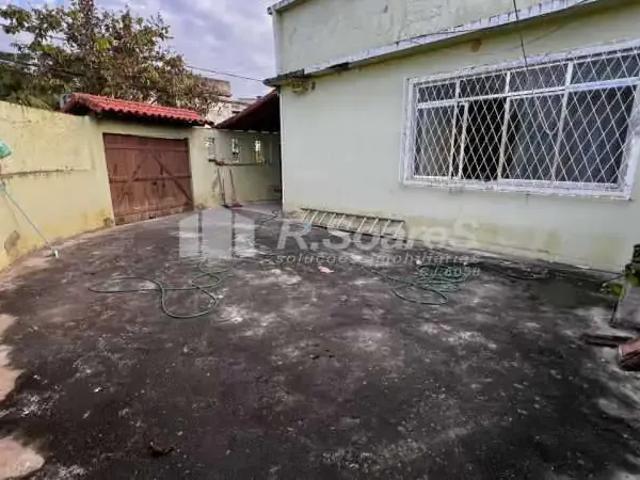 Casa / Sobrado para Venda em Rio de Janeiro/RJ Marechal Hermes 3 Quartos