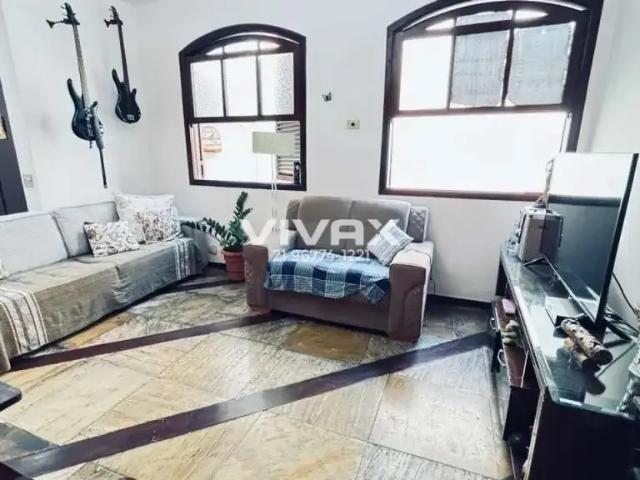 Casa / Sobrado para Venda em Rio de Janeiro/RJ Méier 2 Quartos