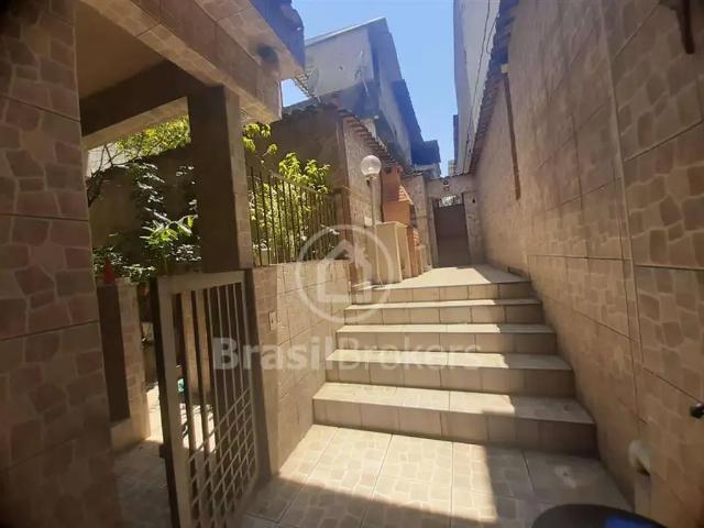 Casa / Sobrado para Venda em Rio de Janeiro/RJ Oswaldo Cruz 4 Quartos