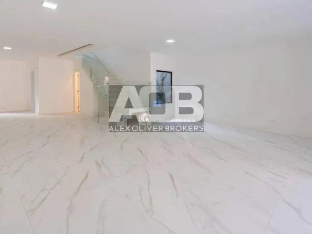 Casa / Sobrado para Venda em Rio de Janeiro/RJ Barra da Tijuca 4 Quartos